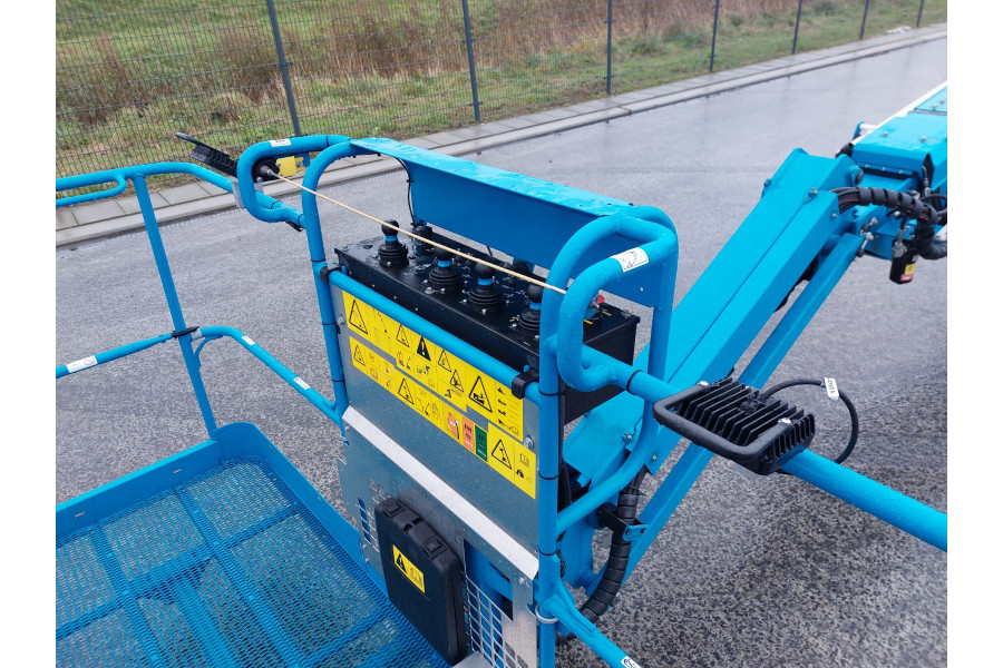 Telescoophoogwerker 34m - Van Adrighem - 6