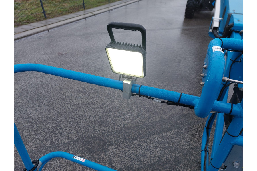 Telescoophoogwerker 34m - Van Adrighem - 7