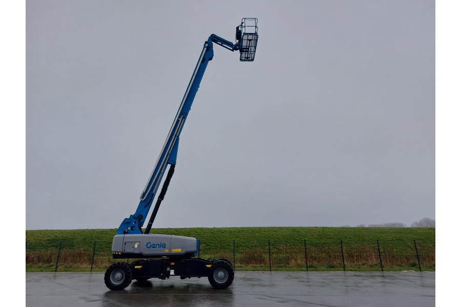 Telescoophoogwerker 34m - Van Adrighem - 12