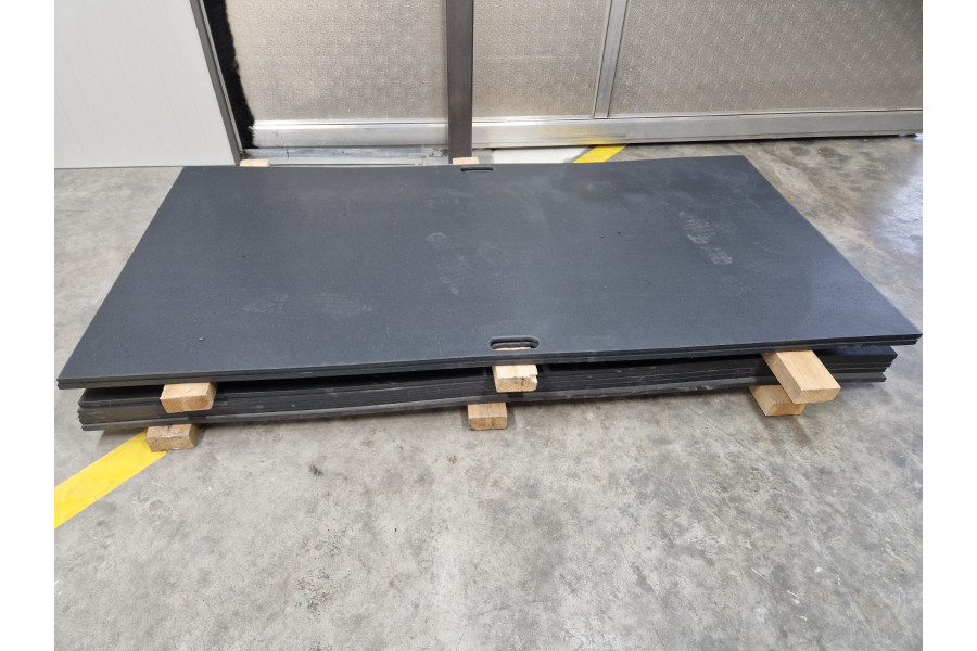 Kunststof rijplaat - Vugts Verhuur - 1