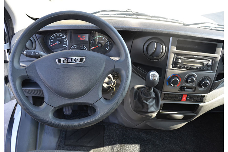 Bestelbus 12M³ - Kuperus Autoverhuur - 5