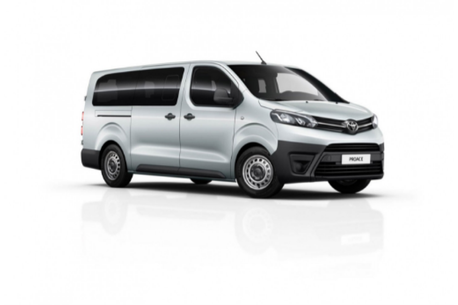 Personenbus | Toyota PROACE VERSO SHUTTLE D-4D | Klasse G9 XL - AutoRent Vitesse - 1 | grijze personenbus in parkeerstand