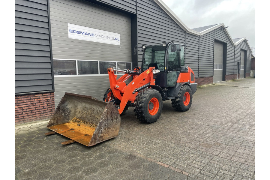 Kniklader - Bosmans Machines B.V. verhuur - verkoop - 2