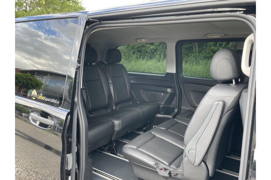 Mini touringcar - 6 personen - deBusSpecialist - deLimoSpecialist - 3