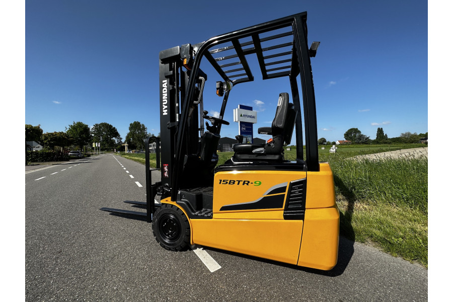 Elektrische heftruck - ZHE Trading B.V. Heftrucks - 1